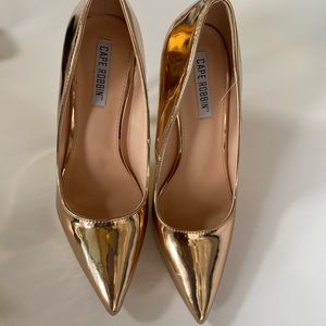 Rose 🥀 Shimmer Heels 👠